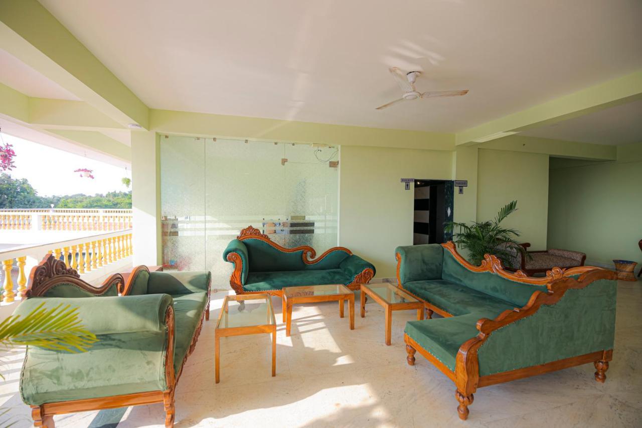Sparv Aulakhs Resort Mandrem Kültér fotó