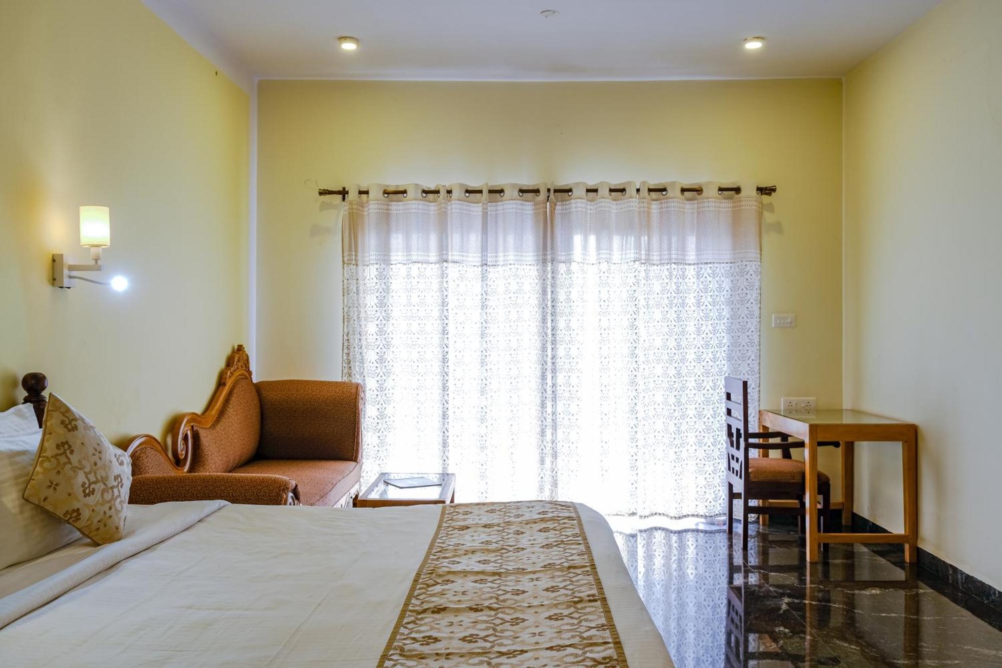 Sparv Aulakhs Resort Mandrem Kültér fotó